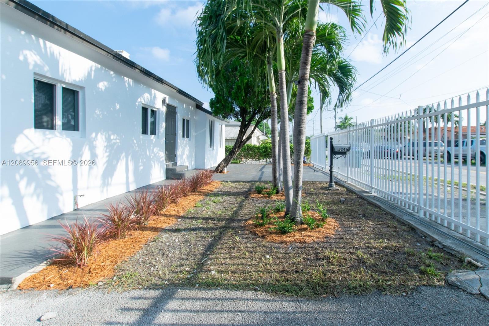 2324 NW 14th Avenue