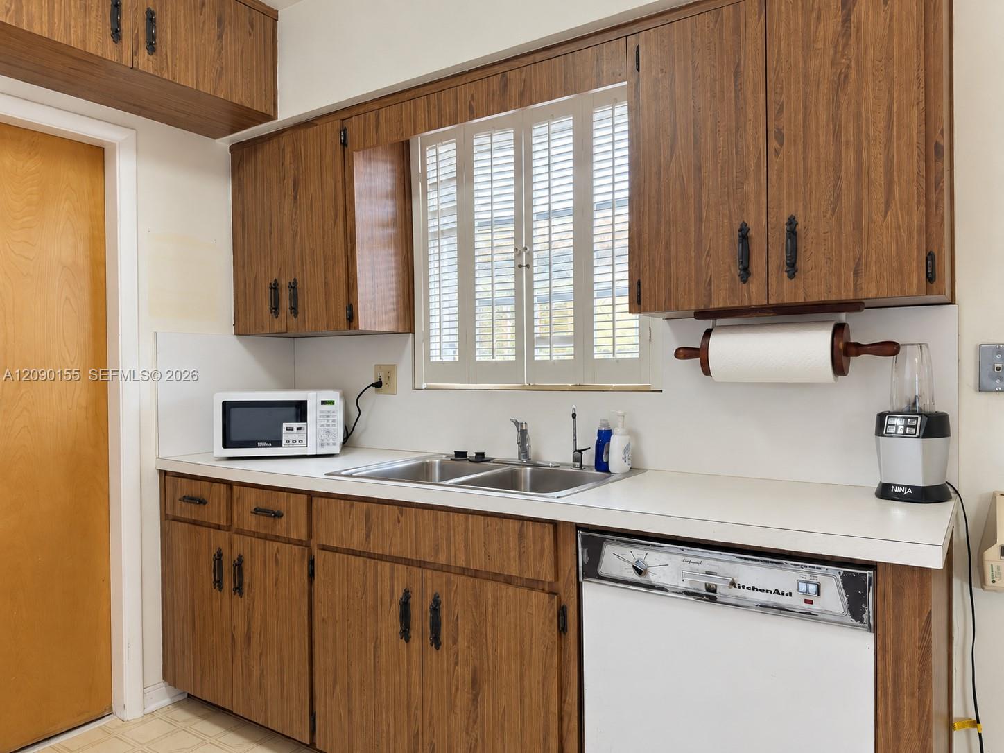 949 NW 9th Street