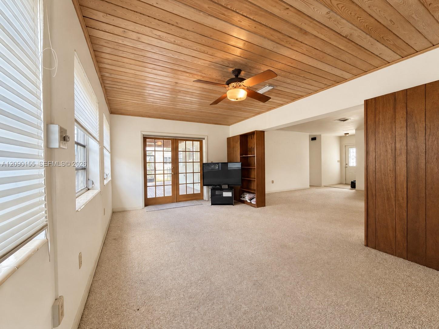 949 NW 9th Street