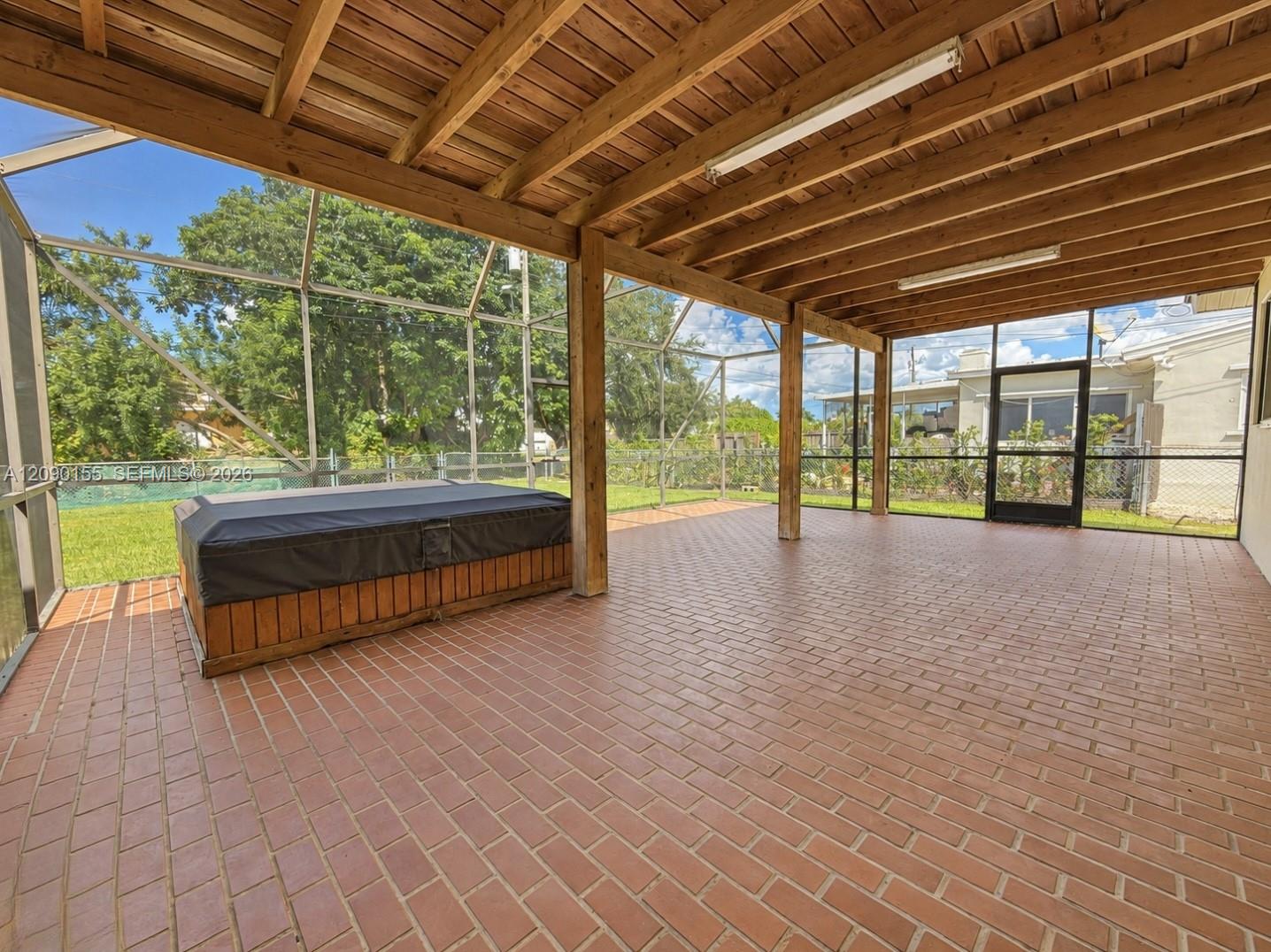949 NW 9th Street