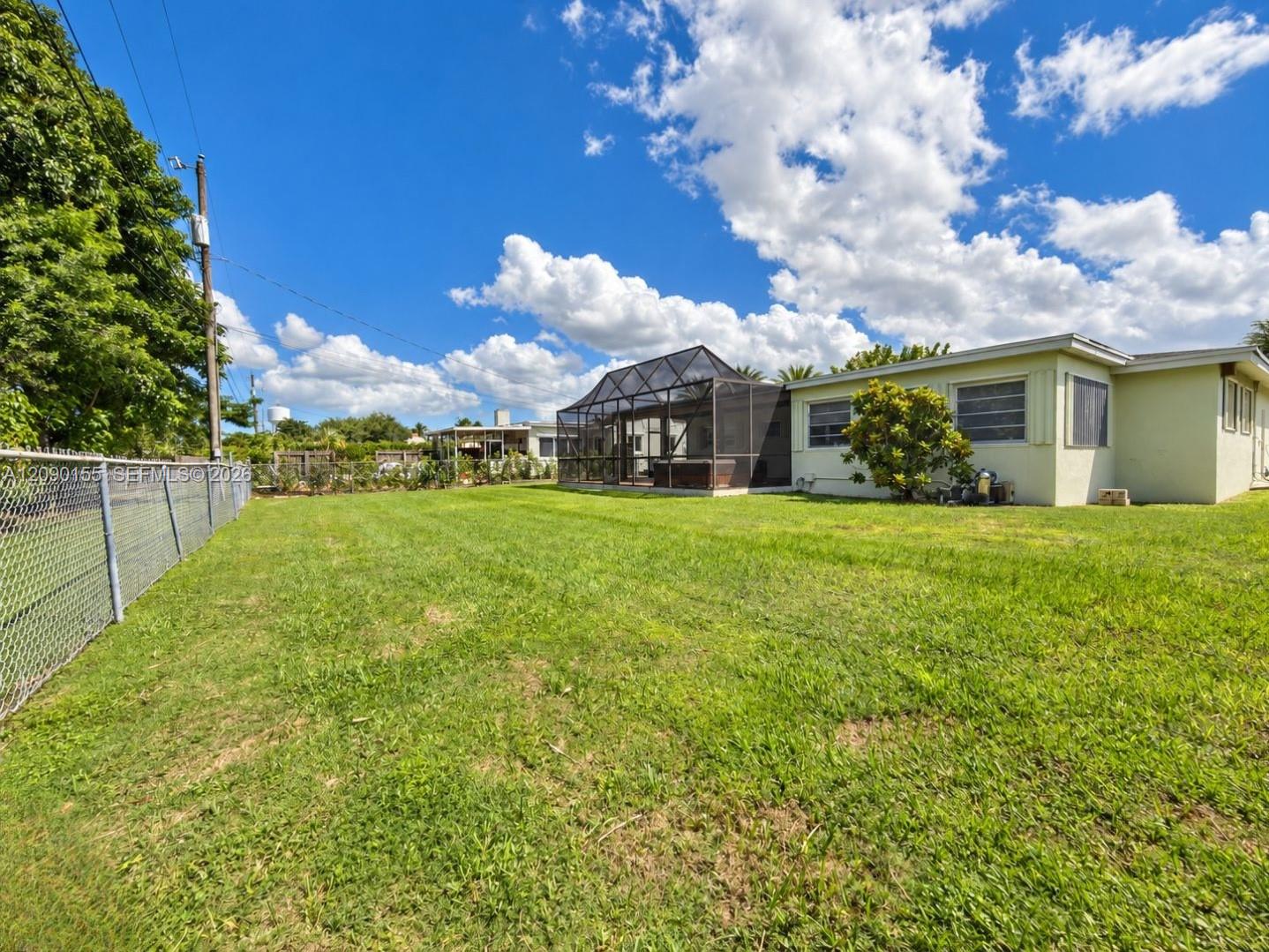 949 NW 9th Street