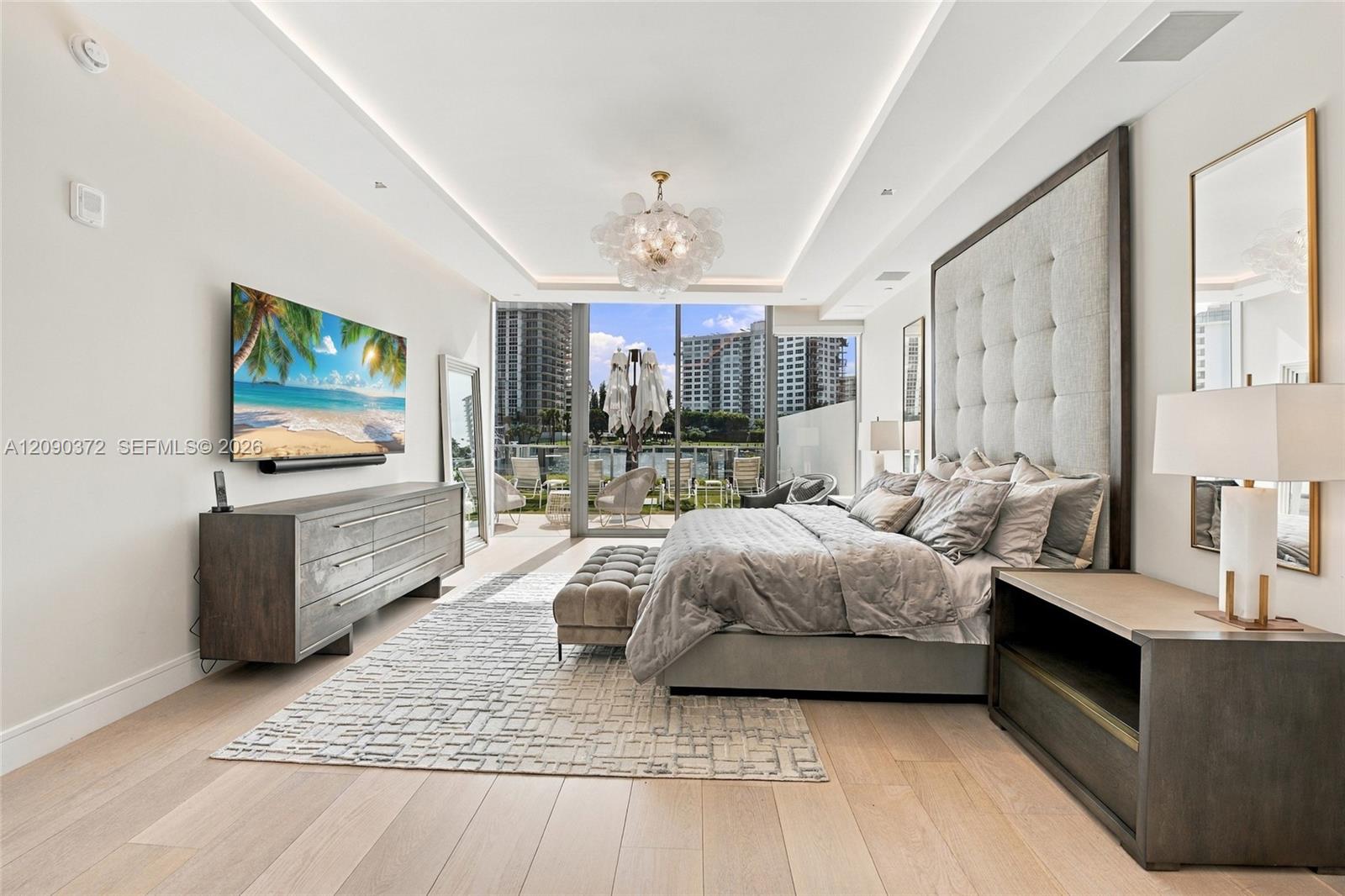 725 S Ocean Boulevard