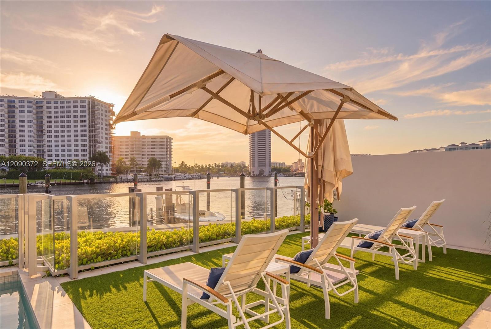 725 S Ocean Boulevard