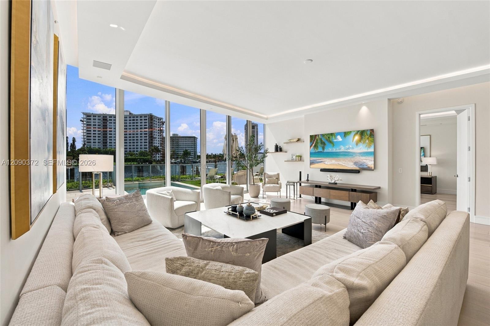 725 S Ocean Boulevard