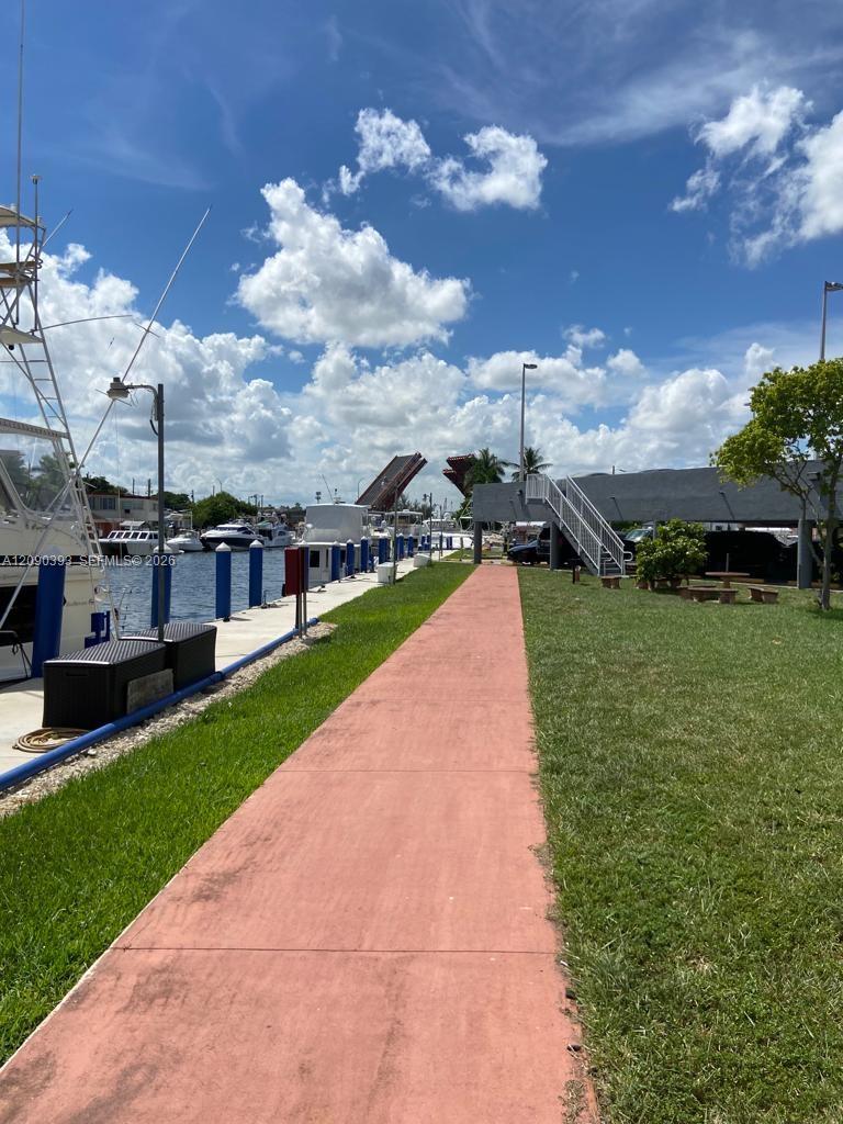 1800 NW 24th Avenue