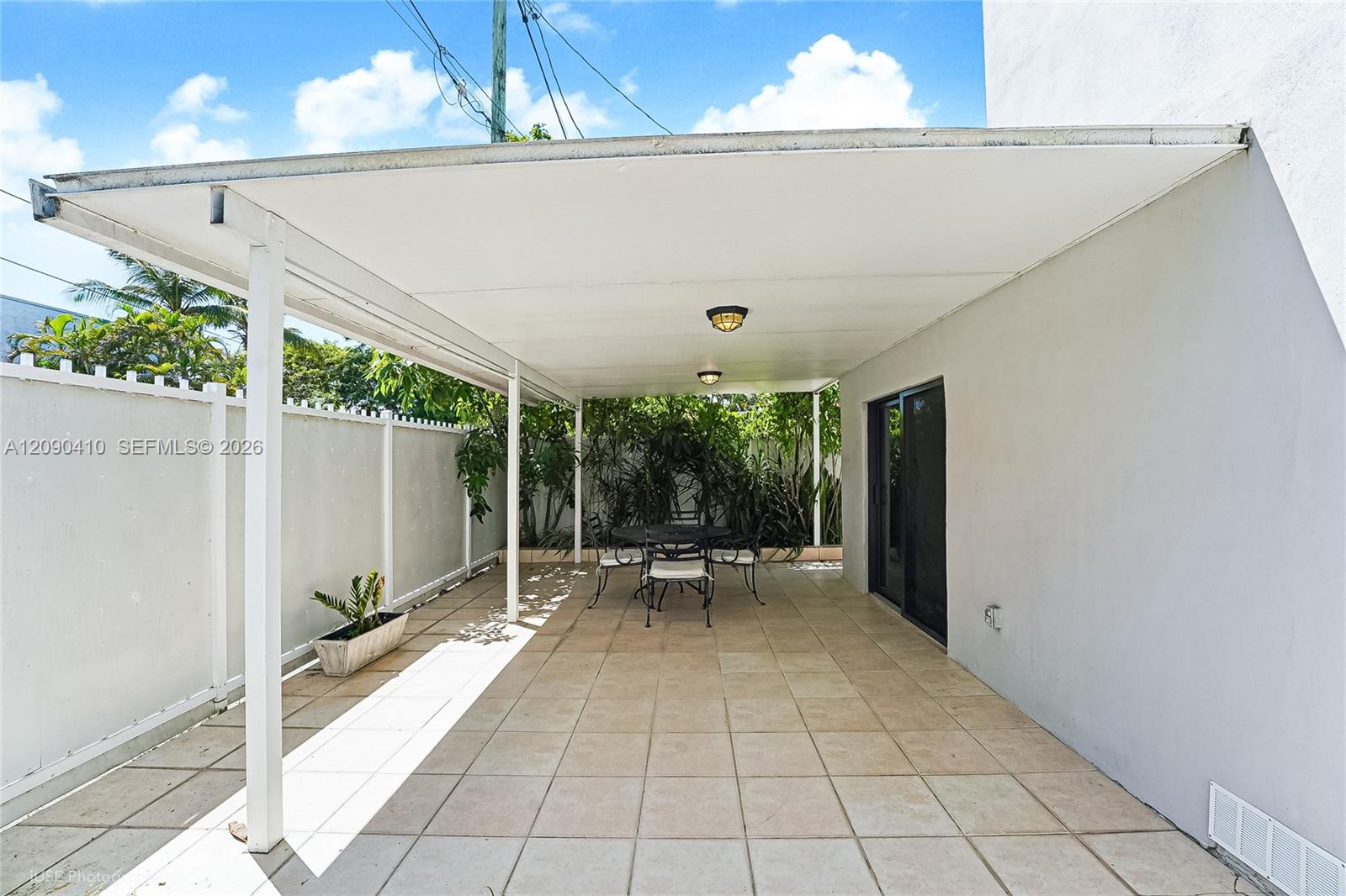 944 SW 10th Avenue gallery image #13