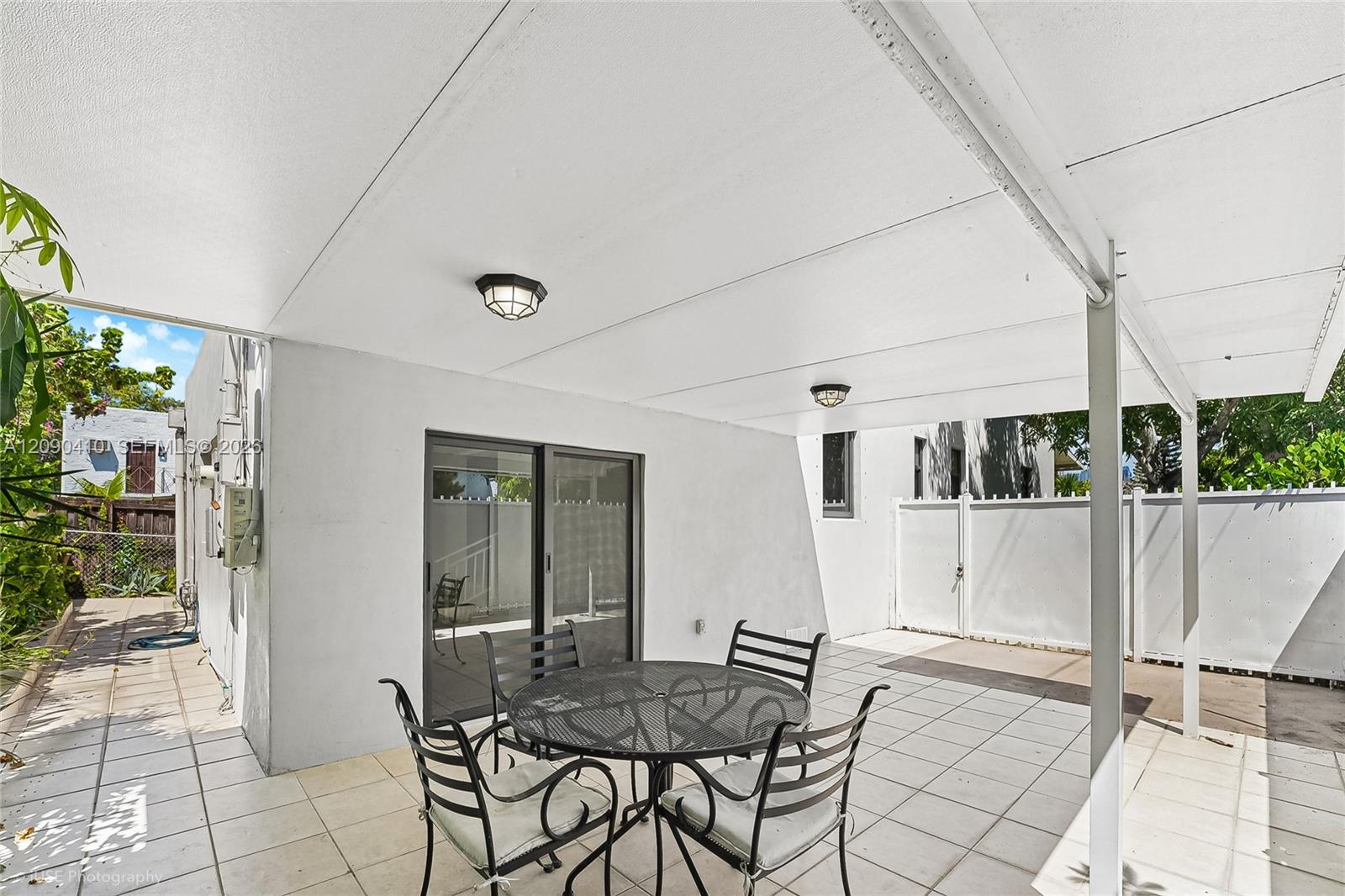 944 SW 10th Avenue gallery image #14