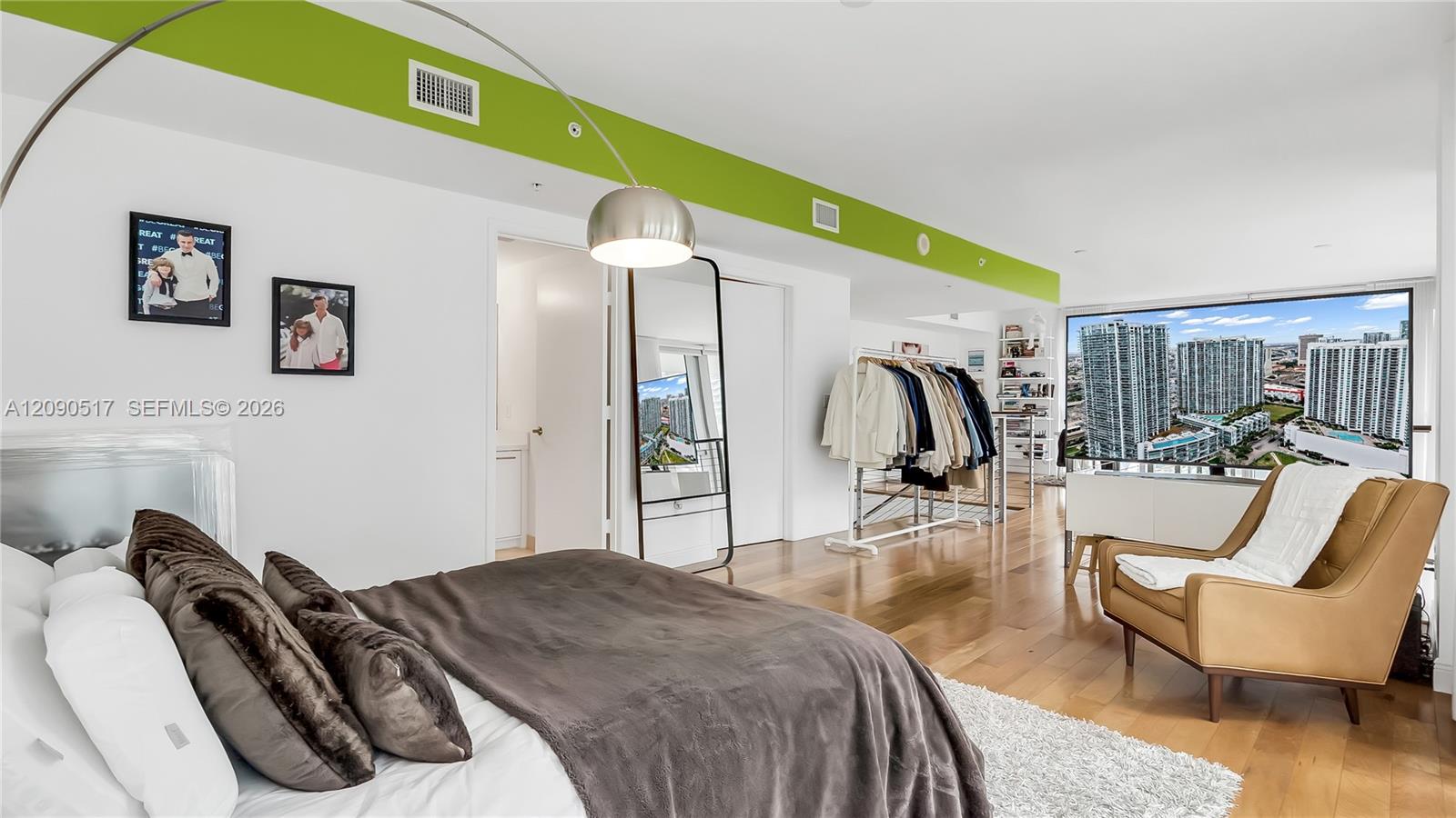 90 SW 3rd Street