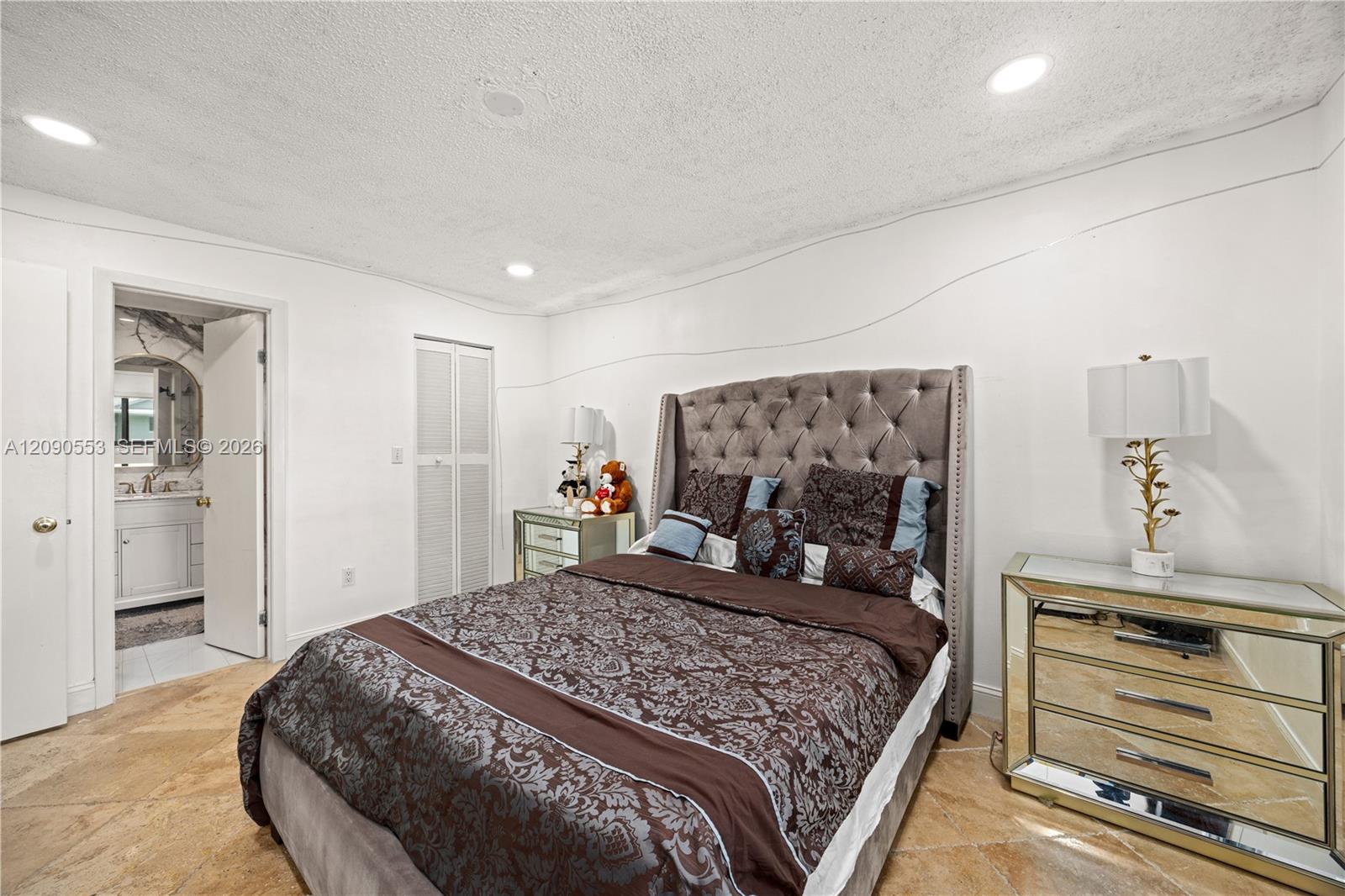 917 NE 199th Street