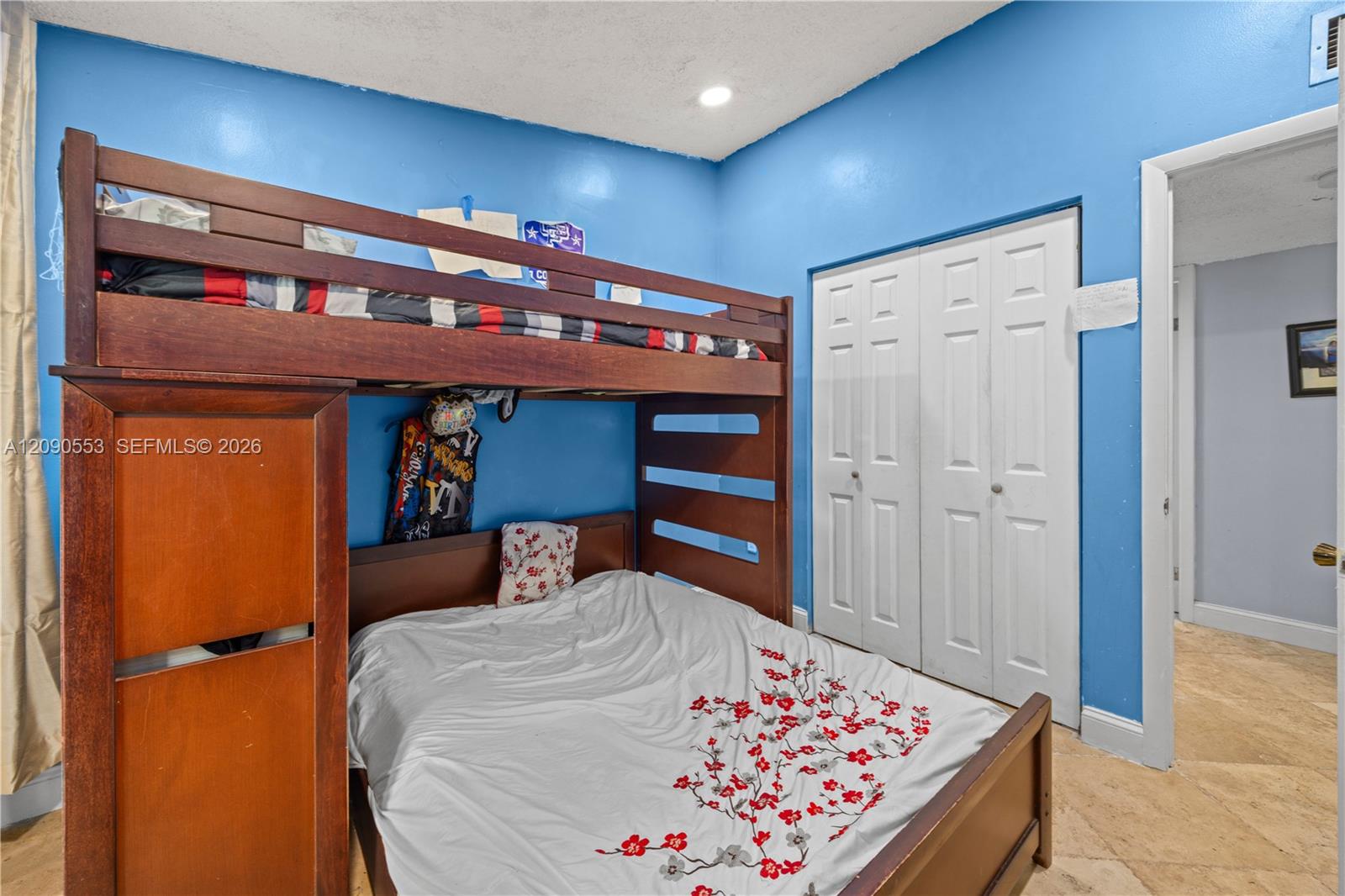 917 NE 199th Street