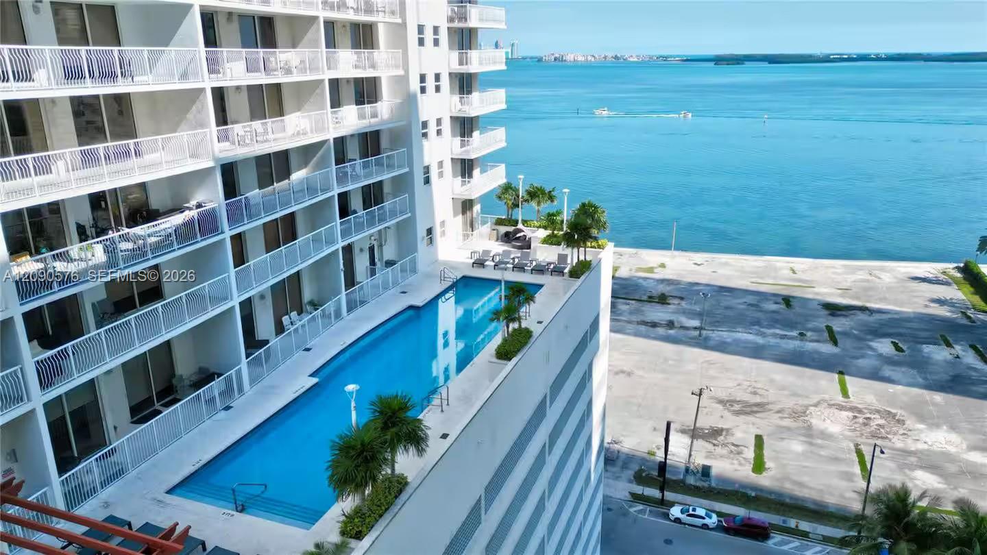 1200 Brickell Bay Drive