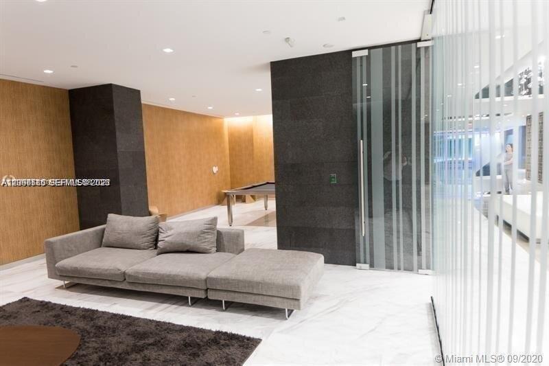 400 Sunny Isles Boulevard
