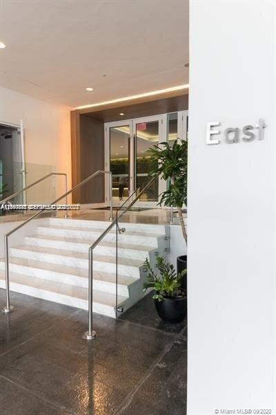 400 Sunny Isles Boulevard
