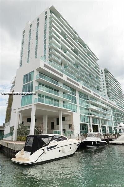 400 Sunny Isles Boulevard