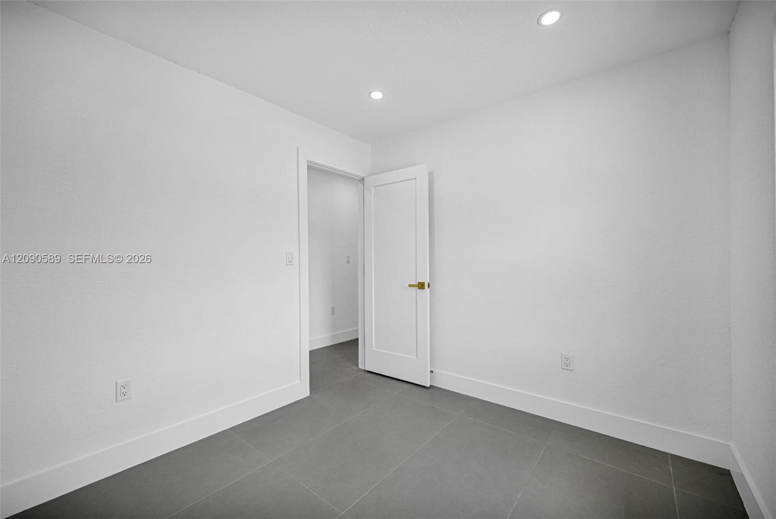 19301 NW 52nd Avenue
