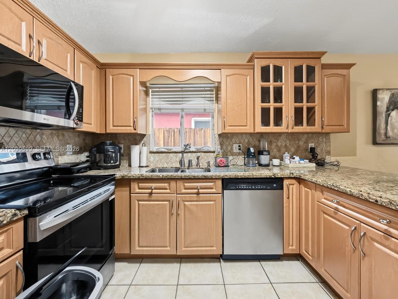 12711 NW 99th Place