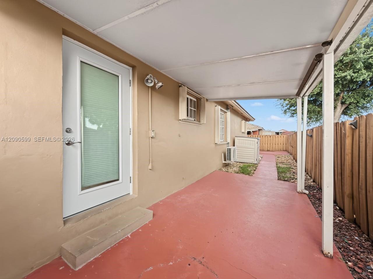 12711 NW 99th Place