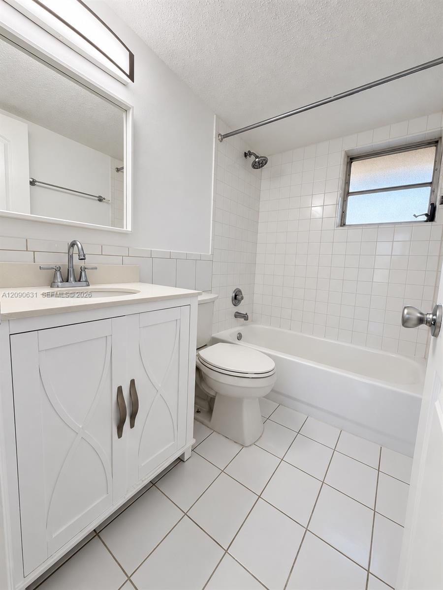 816 NW 87th Avenue