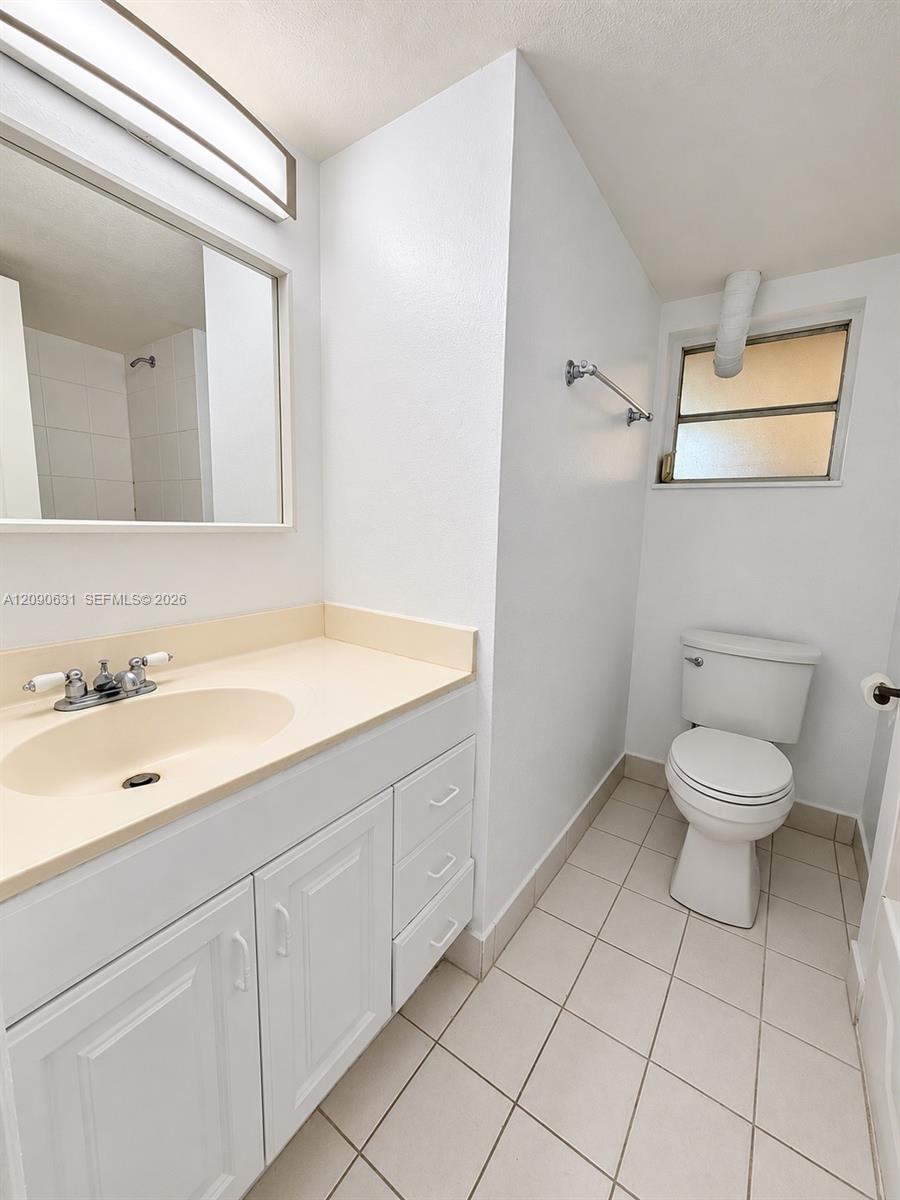 816 NW 87th Avenue