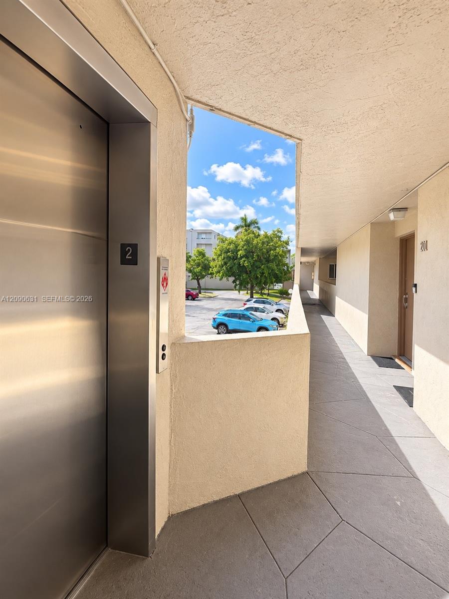 816 NW 87th Avenue