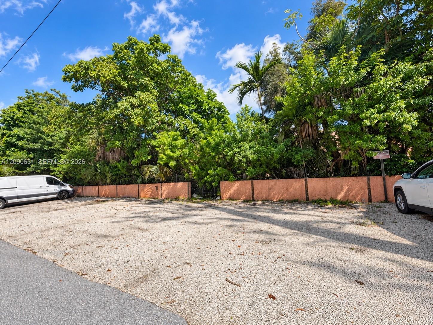 816 NW 87th Avenue