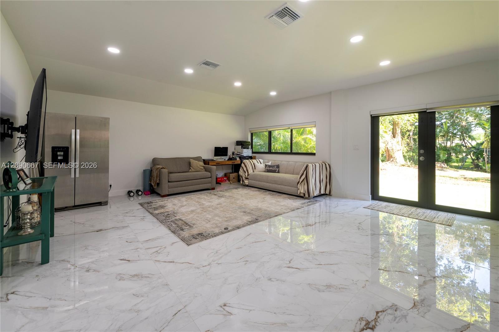 20 N Hibiscus Court
