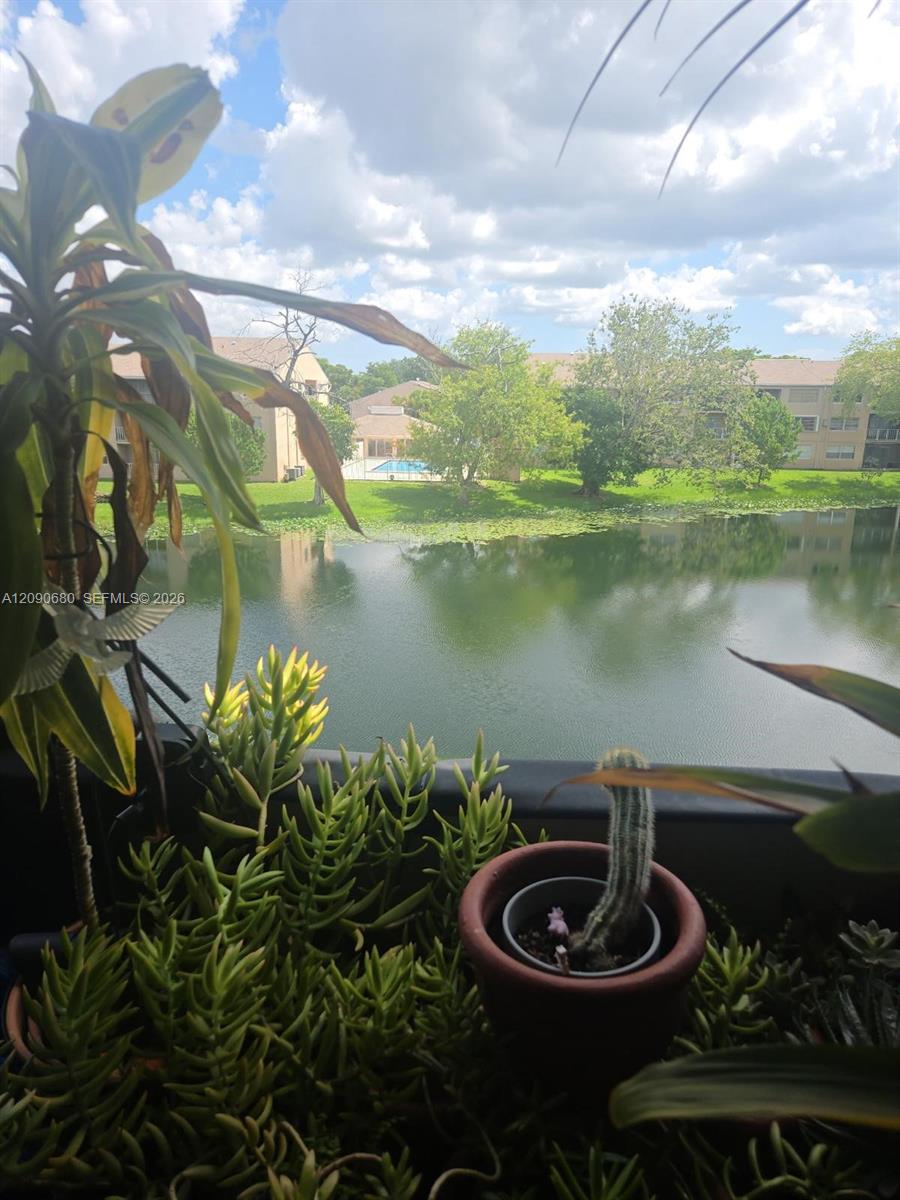 8475 SW 156th Court