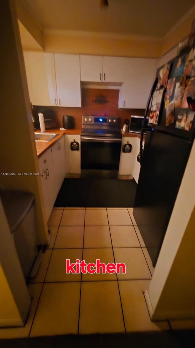8475 SW 156th Court