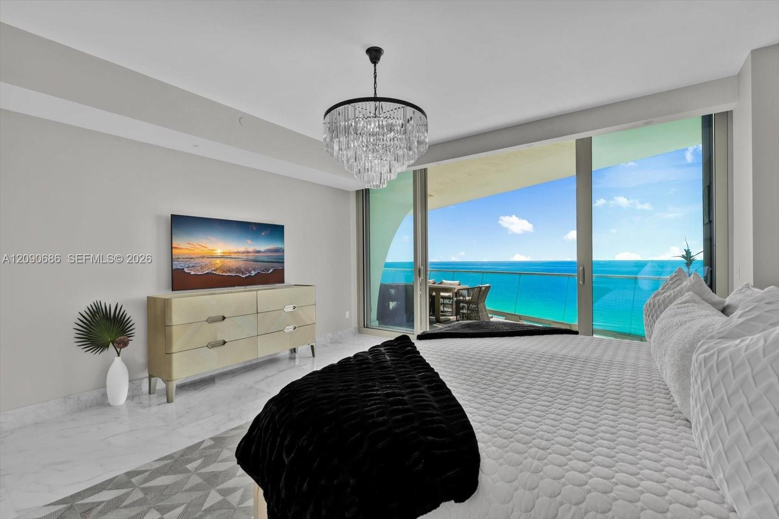 16901 Collins Avenue gallery image #16
