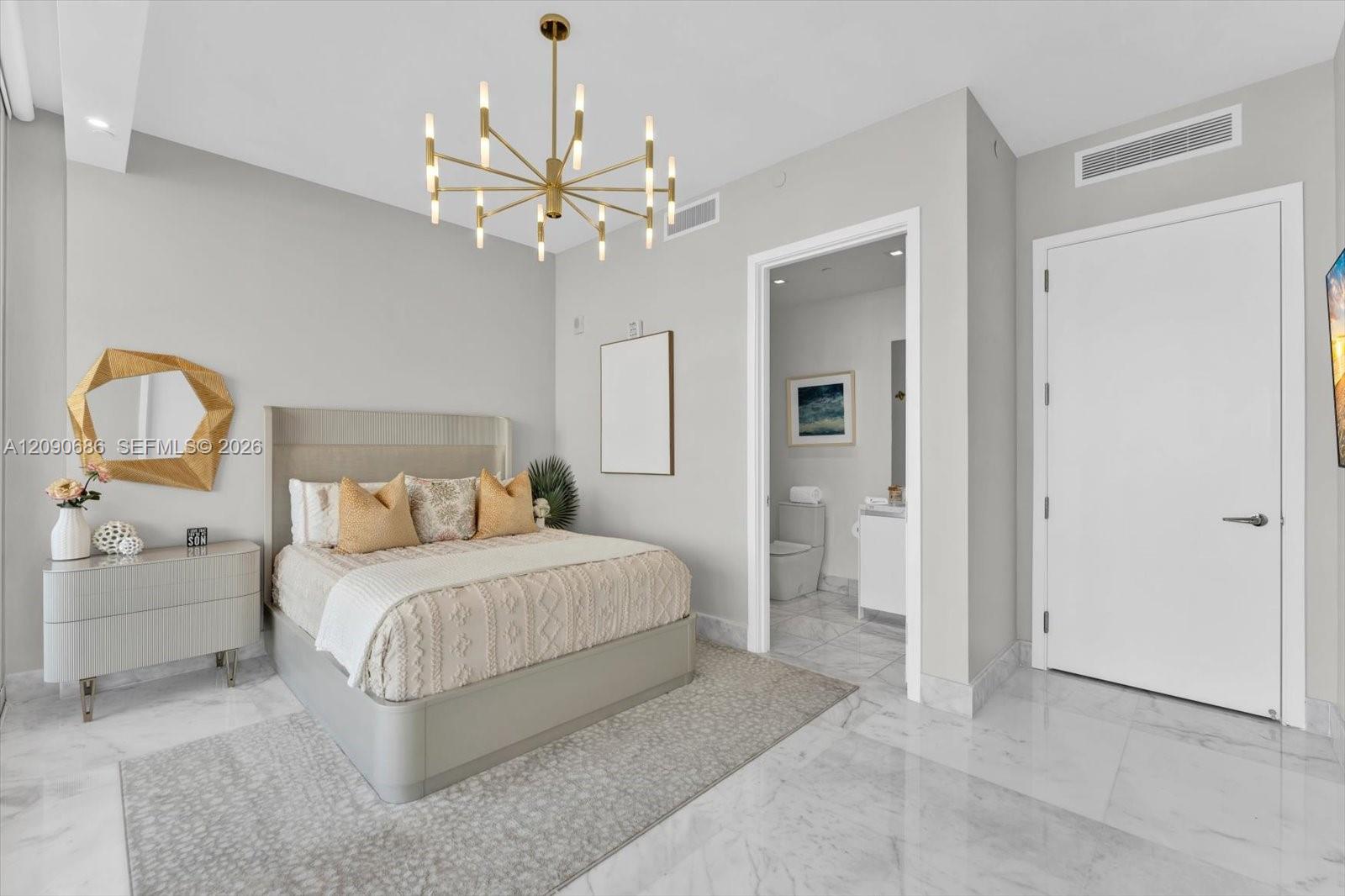 16901 Collins Avenue gallery image #20