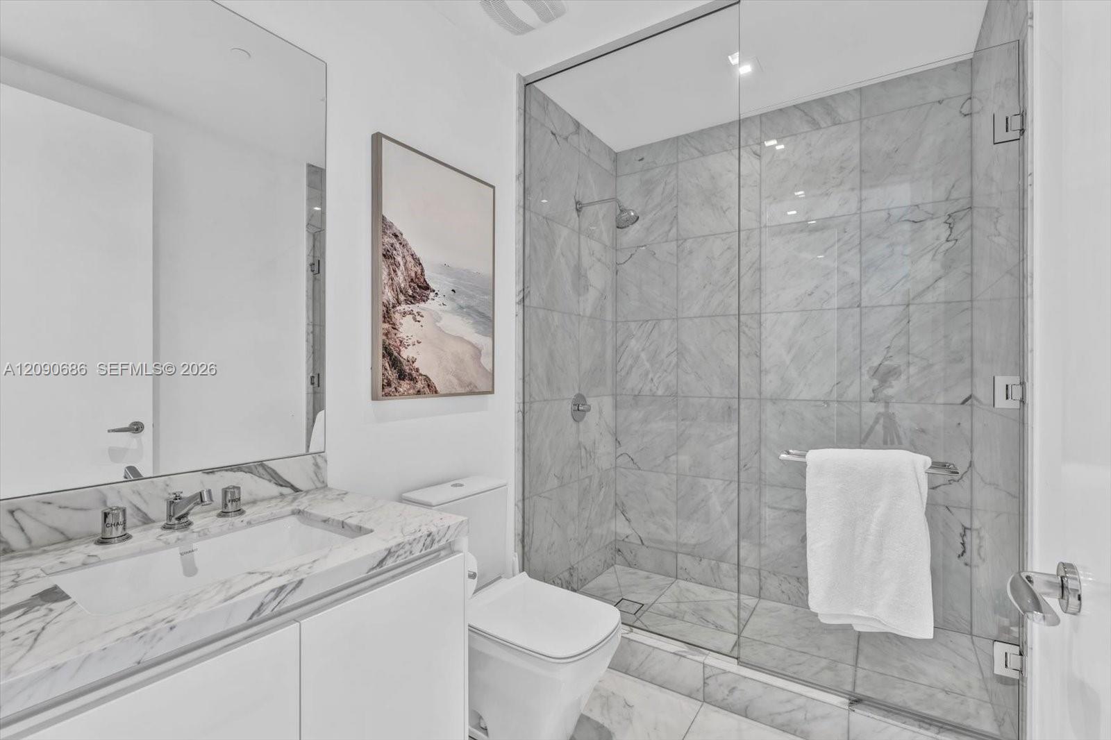 16901 Collins Avenue gallery image #21