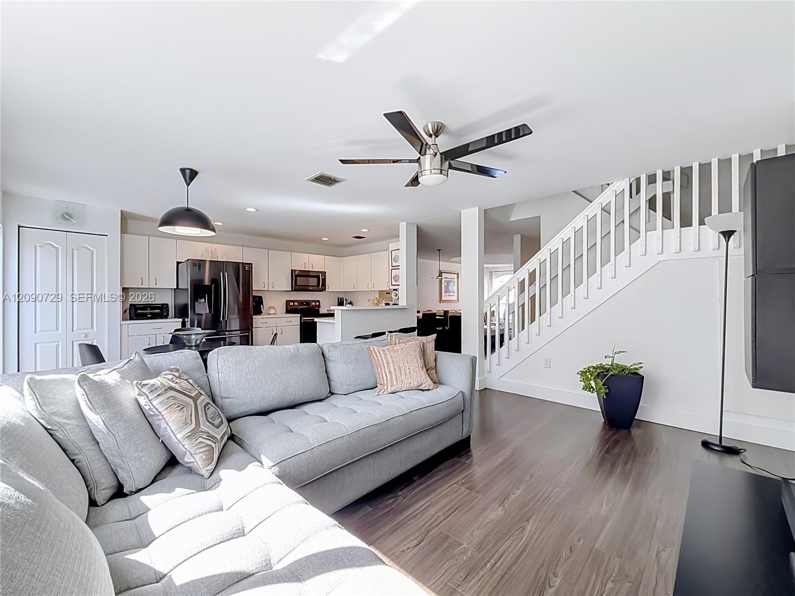 5073 NW 114th Court
