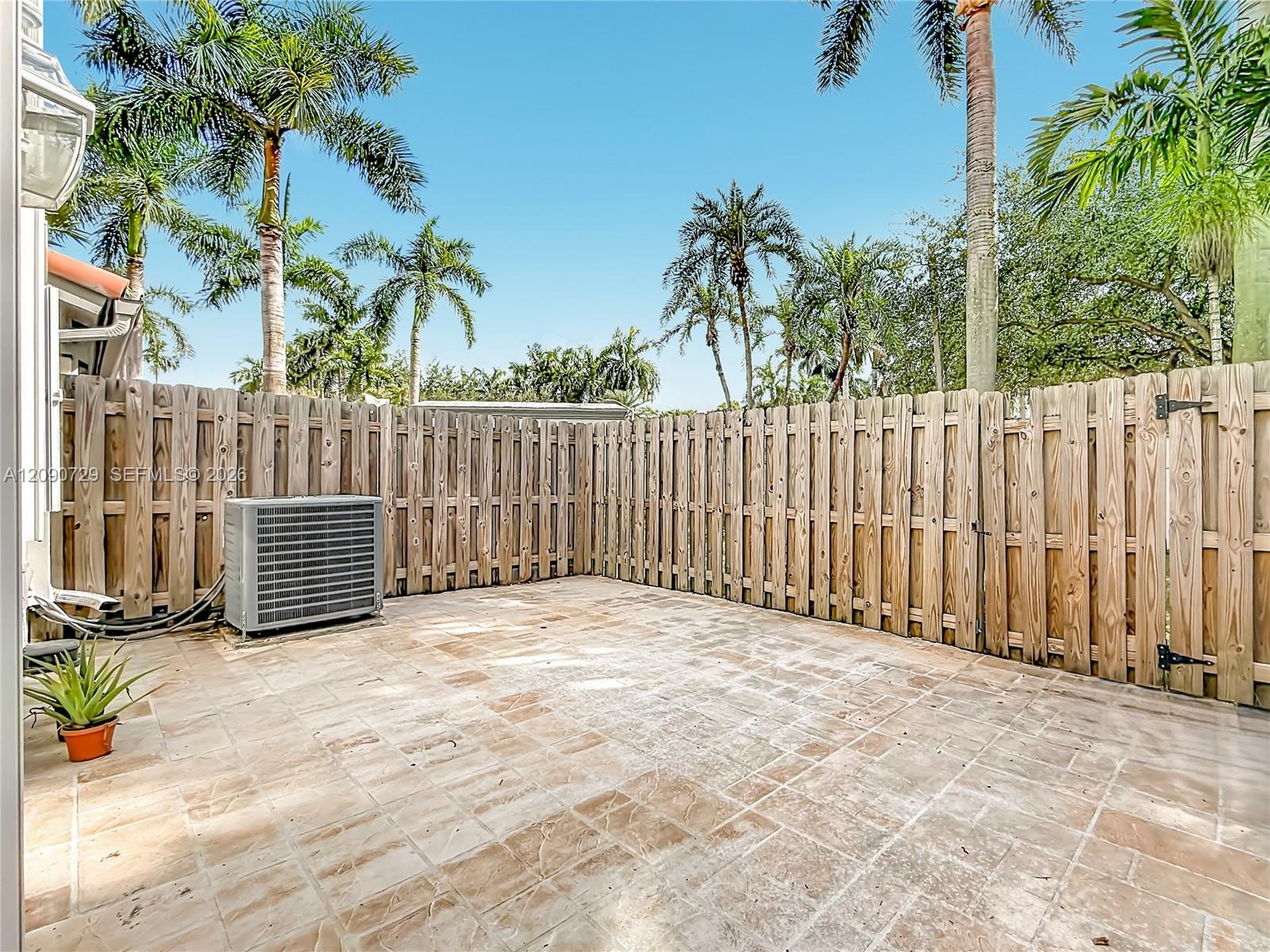 5073 NW 114th Court