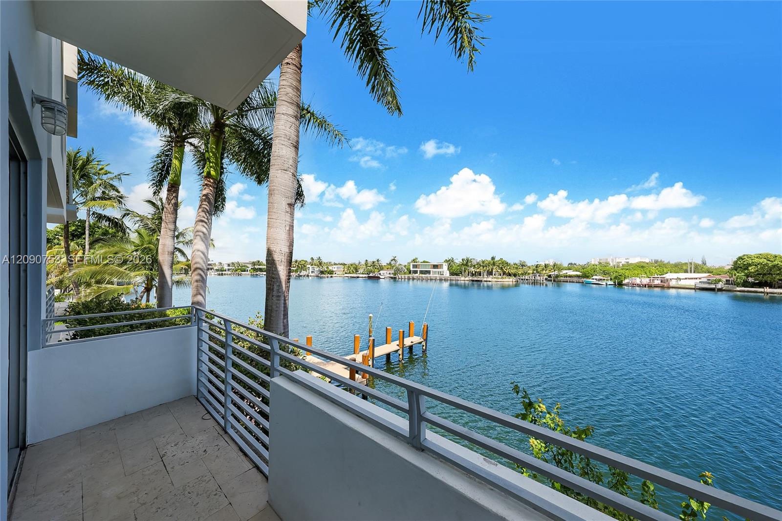 187/4 N Shore Drive