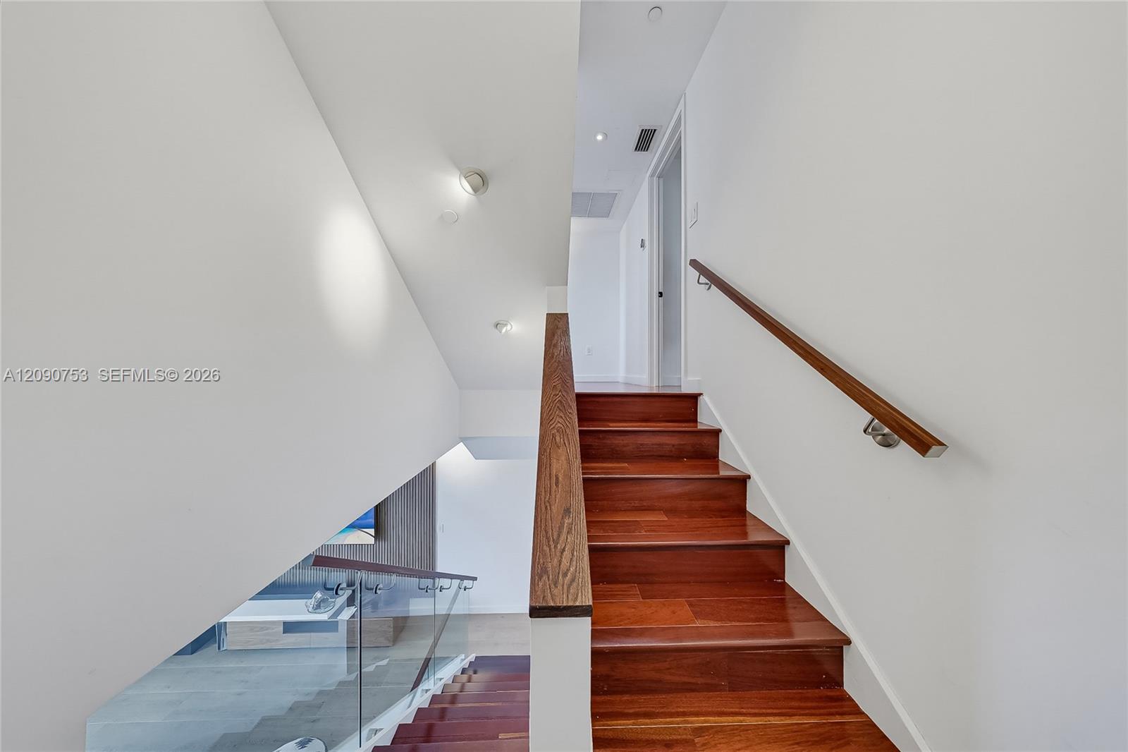 187/4 N Shore Drive