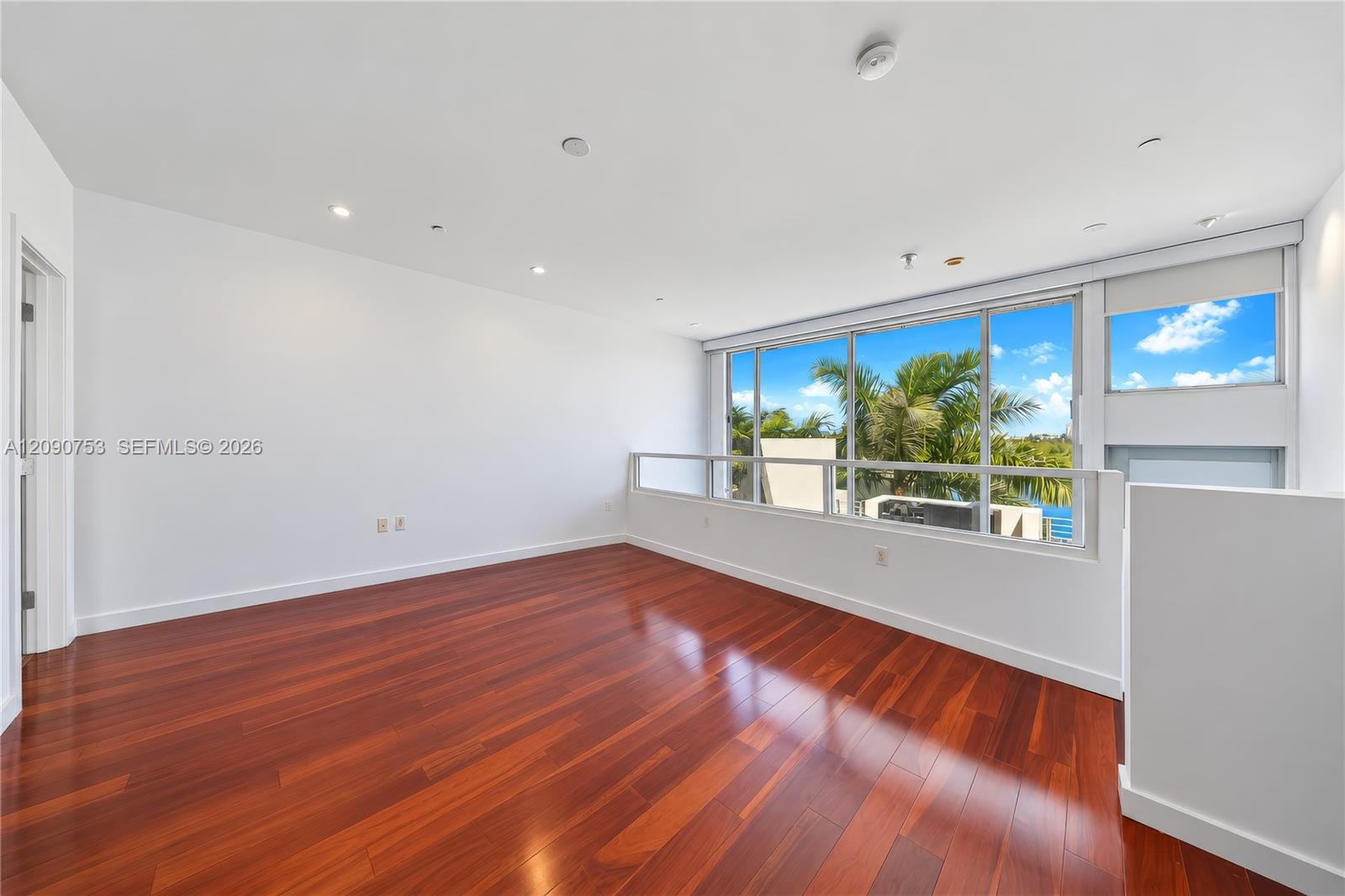 187/4 N Shore Drive