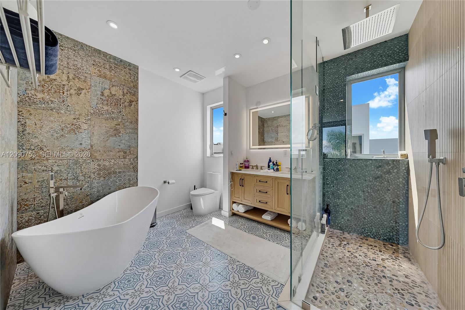 187/4 N Shore Drive