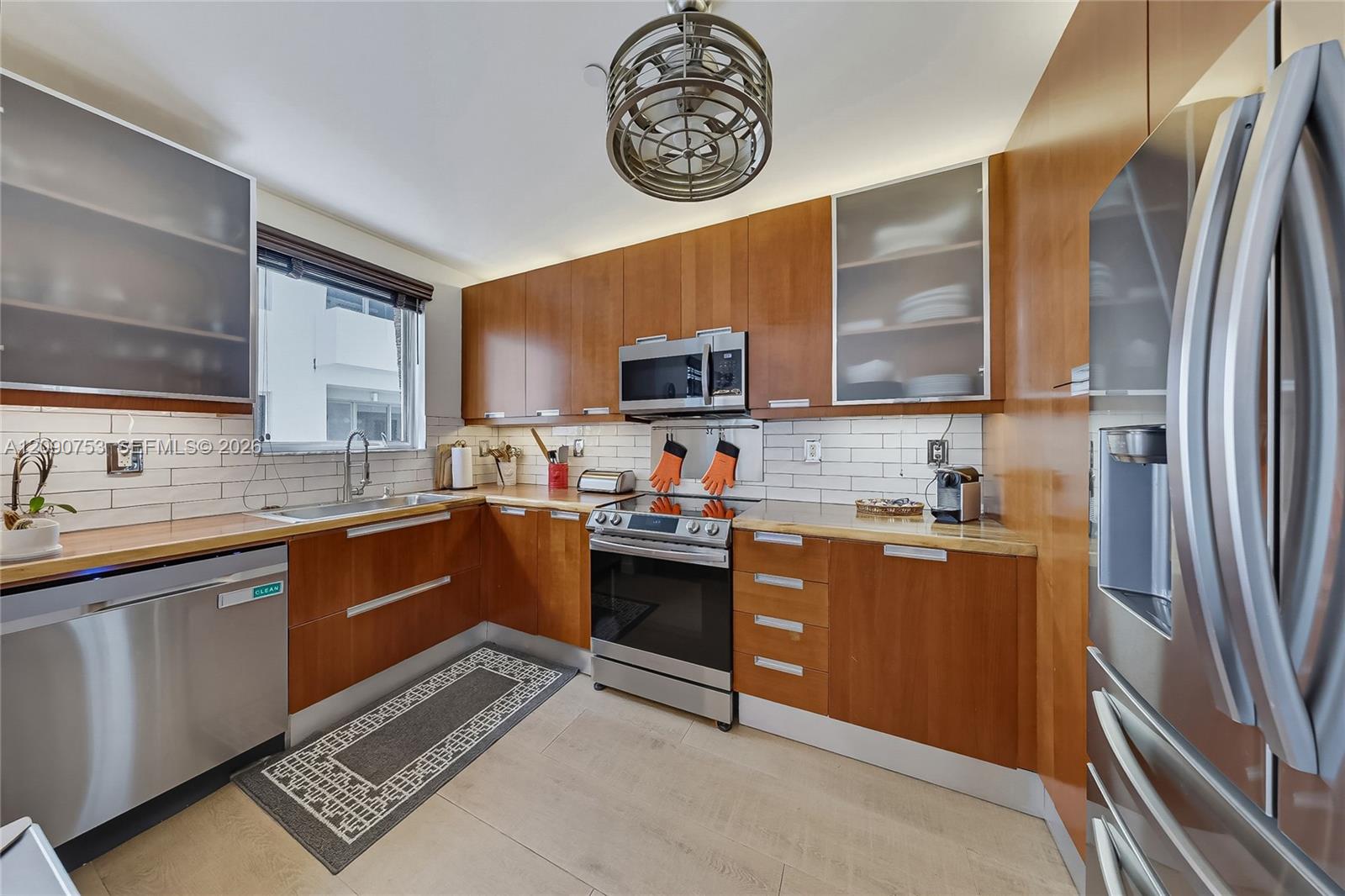 187/4 N Shore Drive