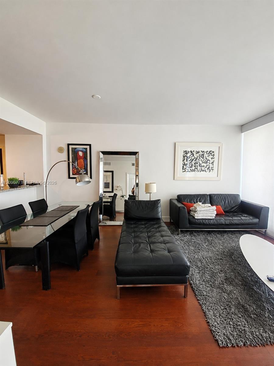 601 NE 36th Street