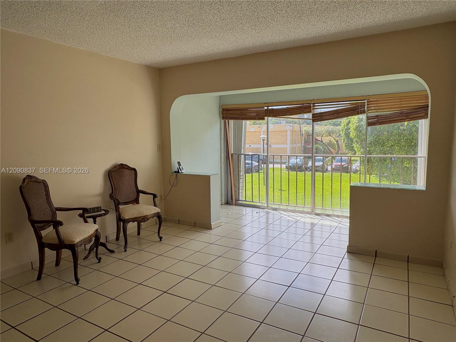 9270 Fontainebleau Boulevard