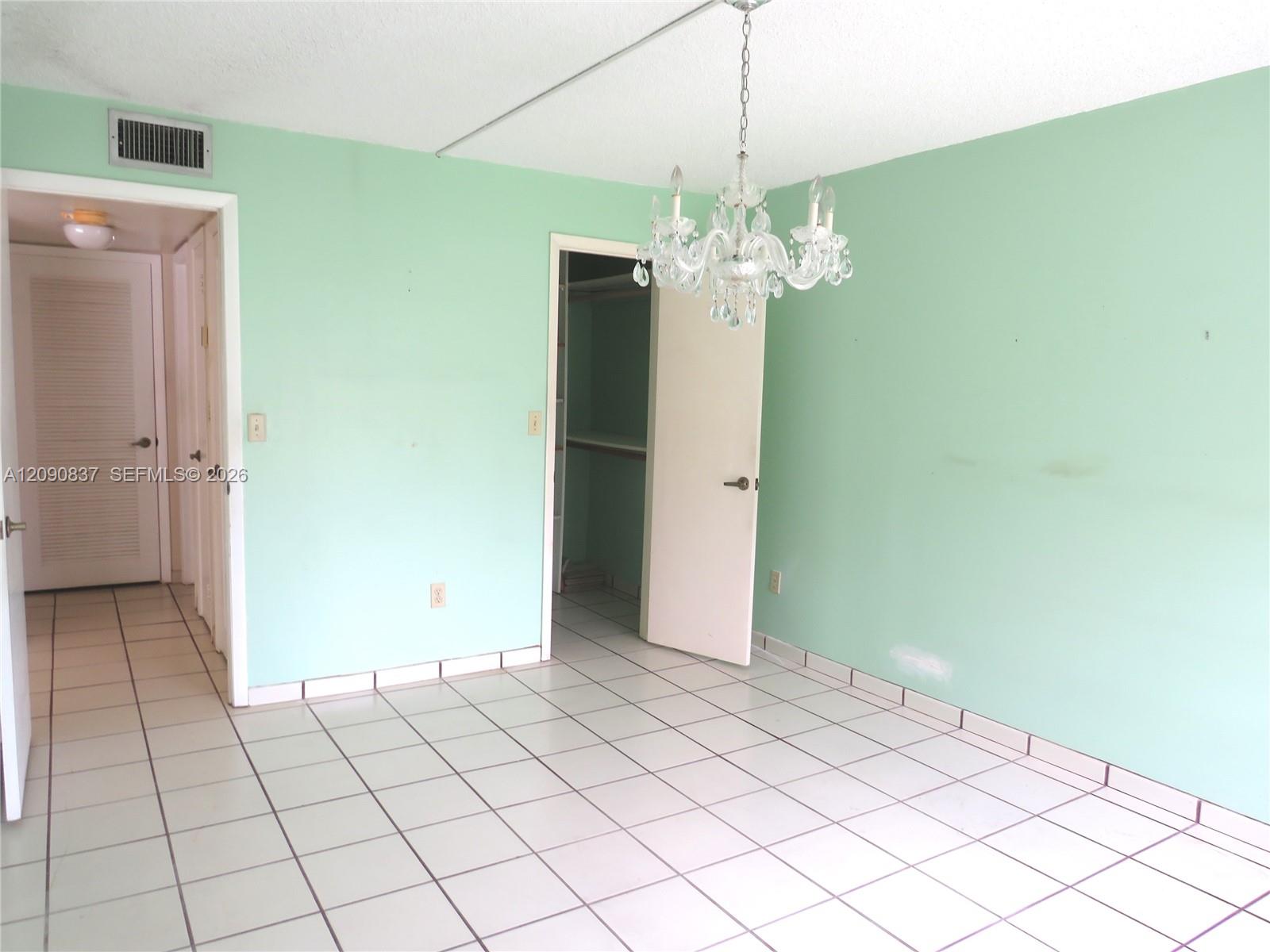 9270 Fontainebleau Boulevard
