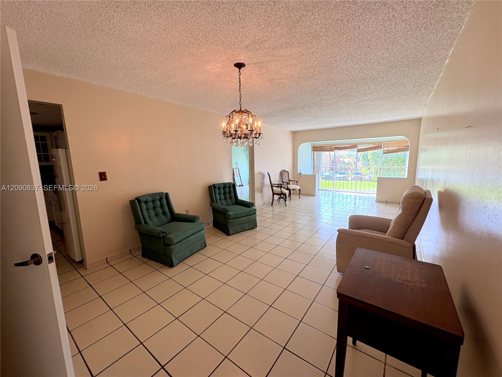 9270 Fontainebleau Boulevard