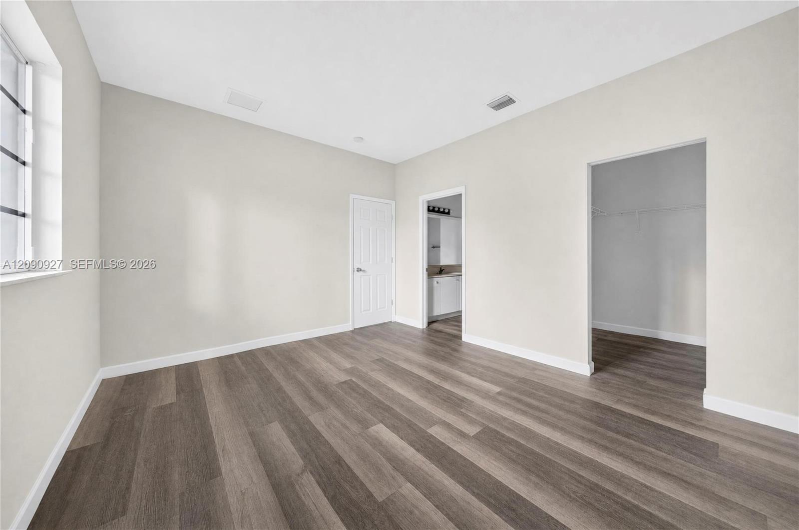 359 NE 27th Terrace