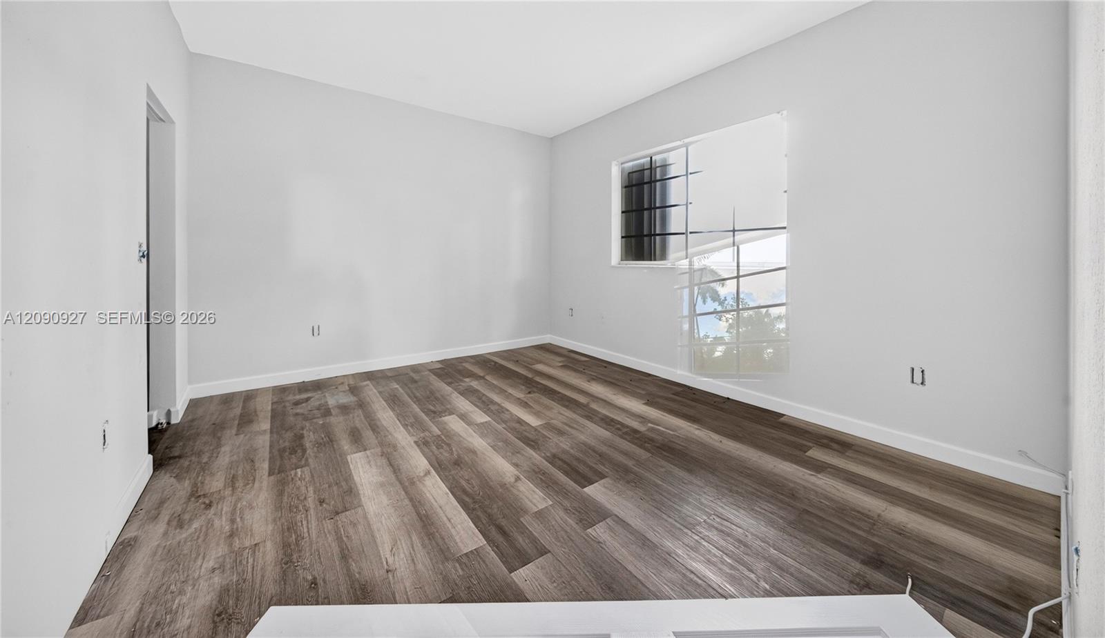 359 NE 27th Terrace