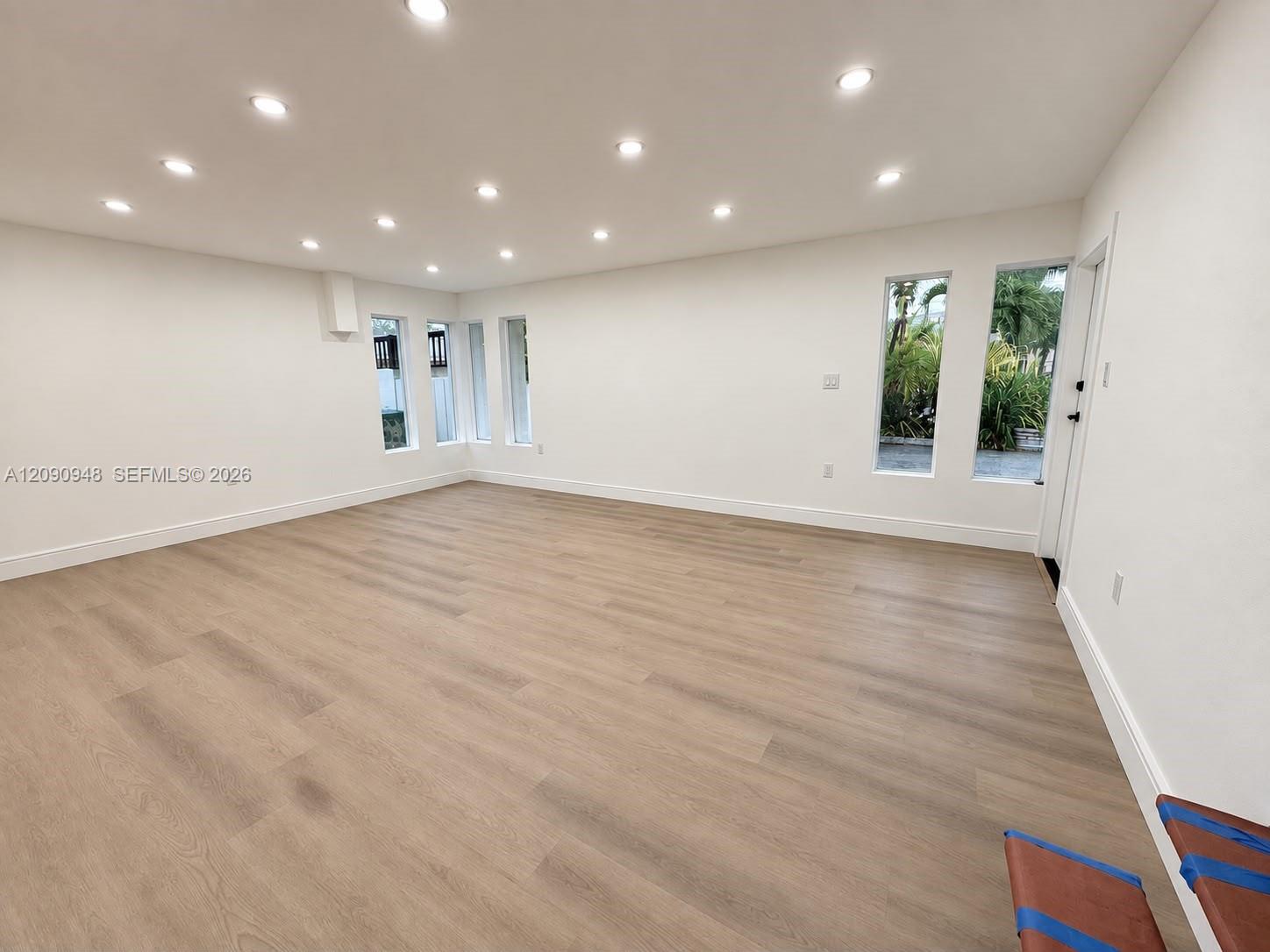 3301 NW 13th Terrace