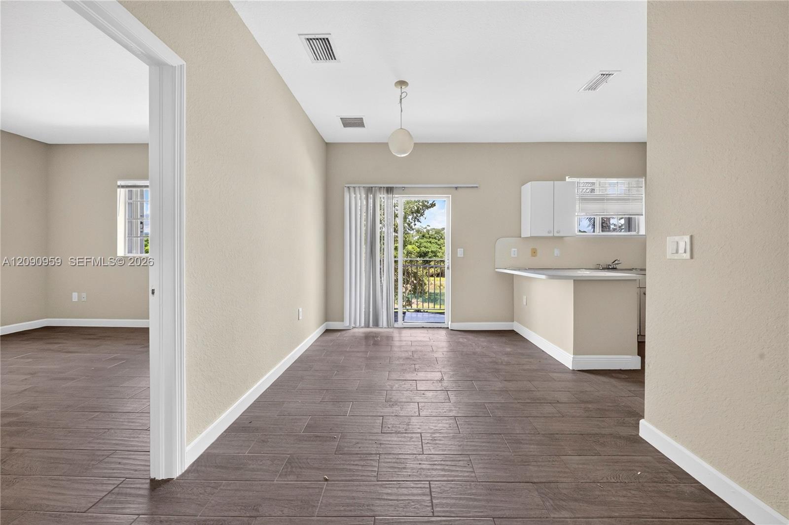 2665 NE 4th Street