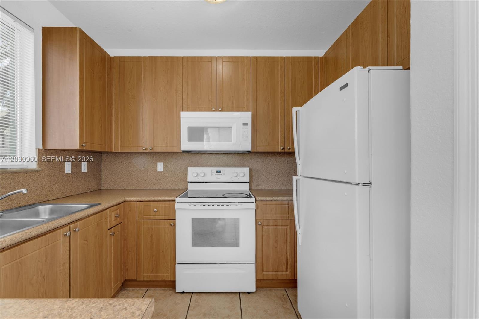 2712 SE 15th Place