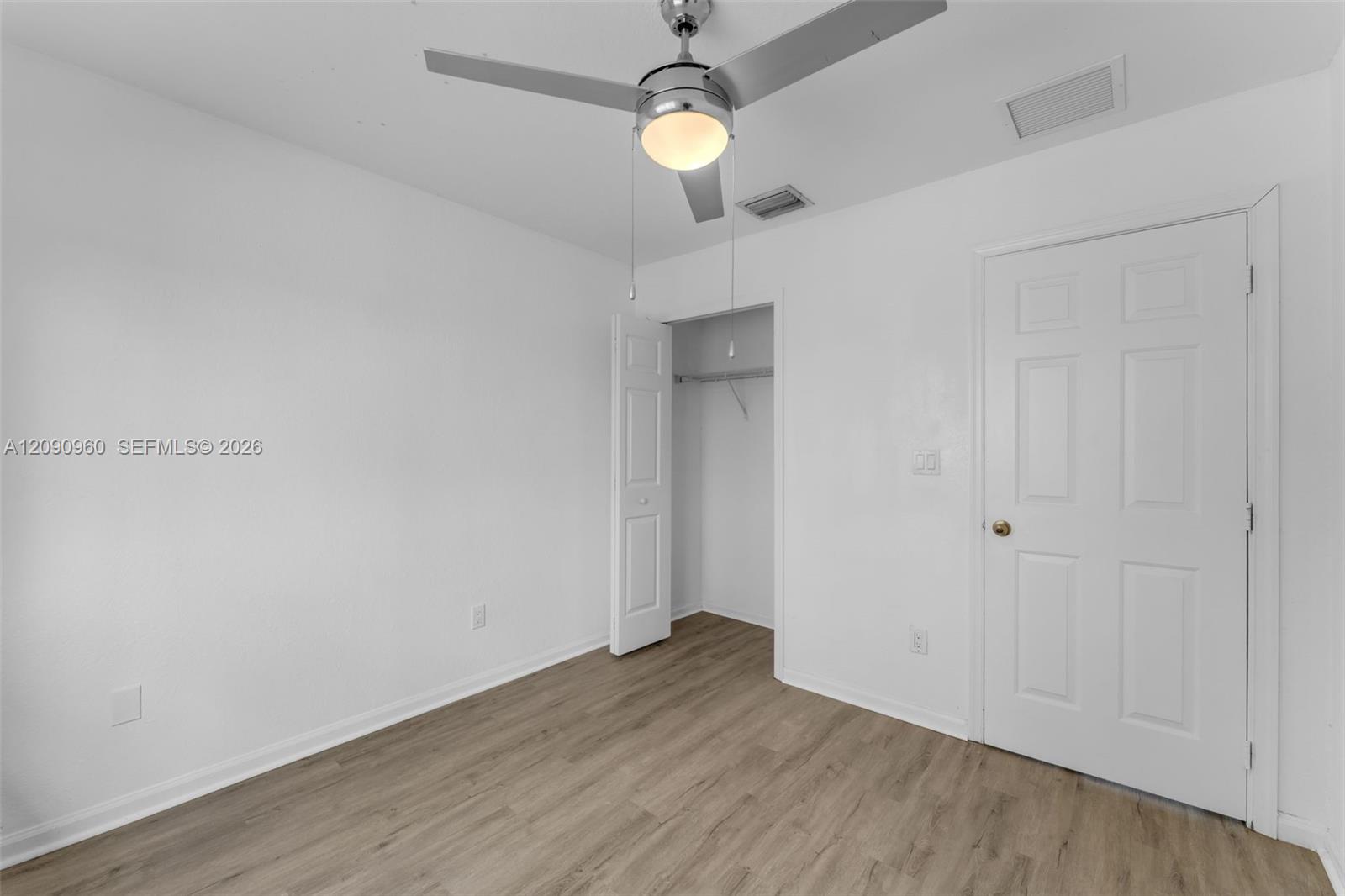 2712 SE 15th Place