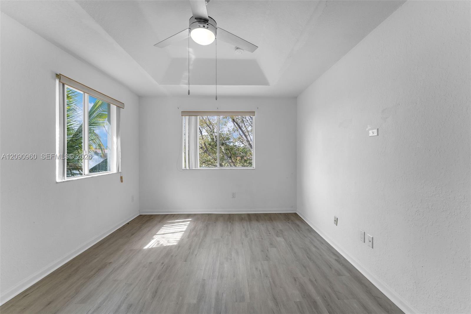 2712 SE 15th Place