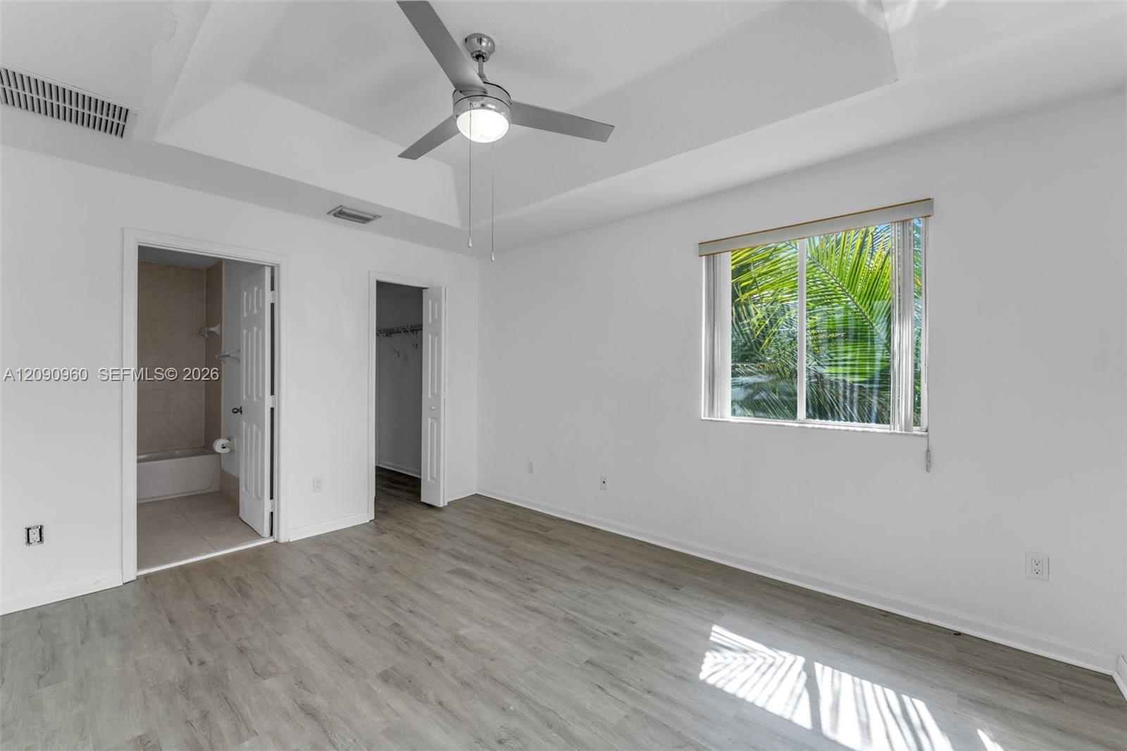 2712 SE 15th Place